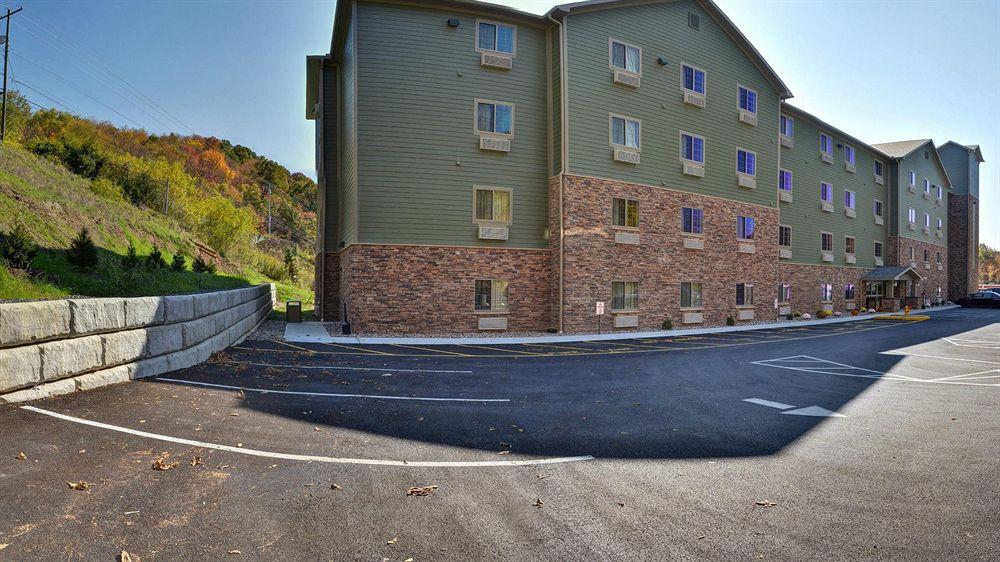 Suburban Studios Morgantown Bagian luar foto