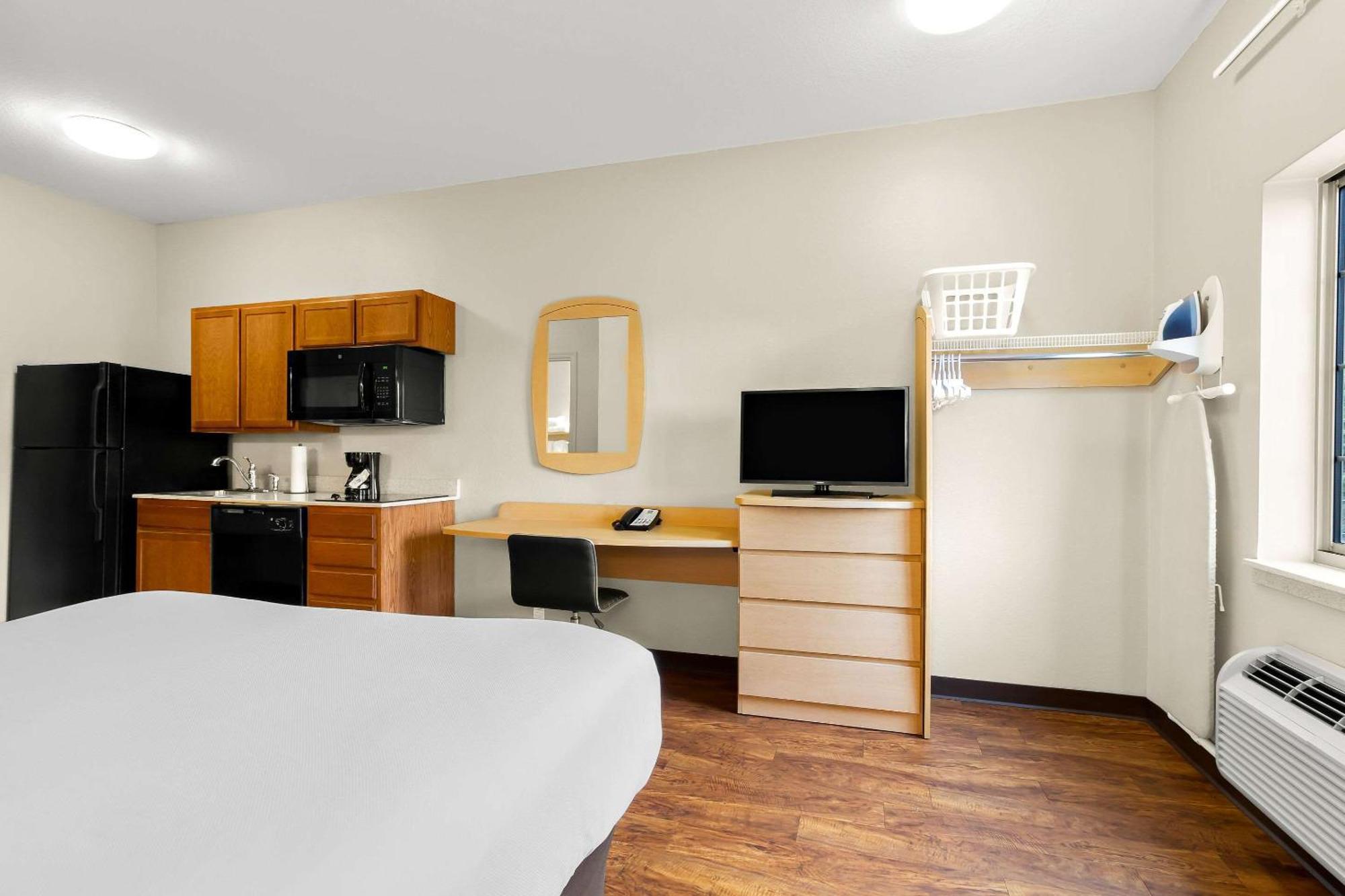 Suburban Studios Morgantown Bagian luar foto